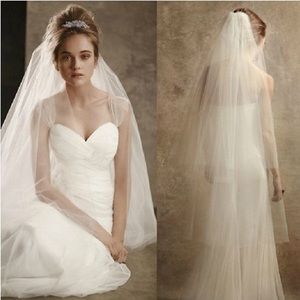 Vera Wang Ivory Two Tier Walking Veil